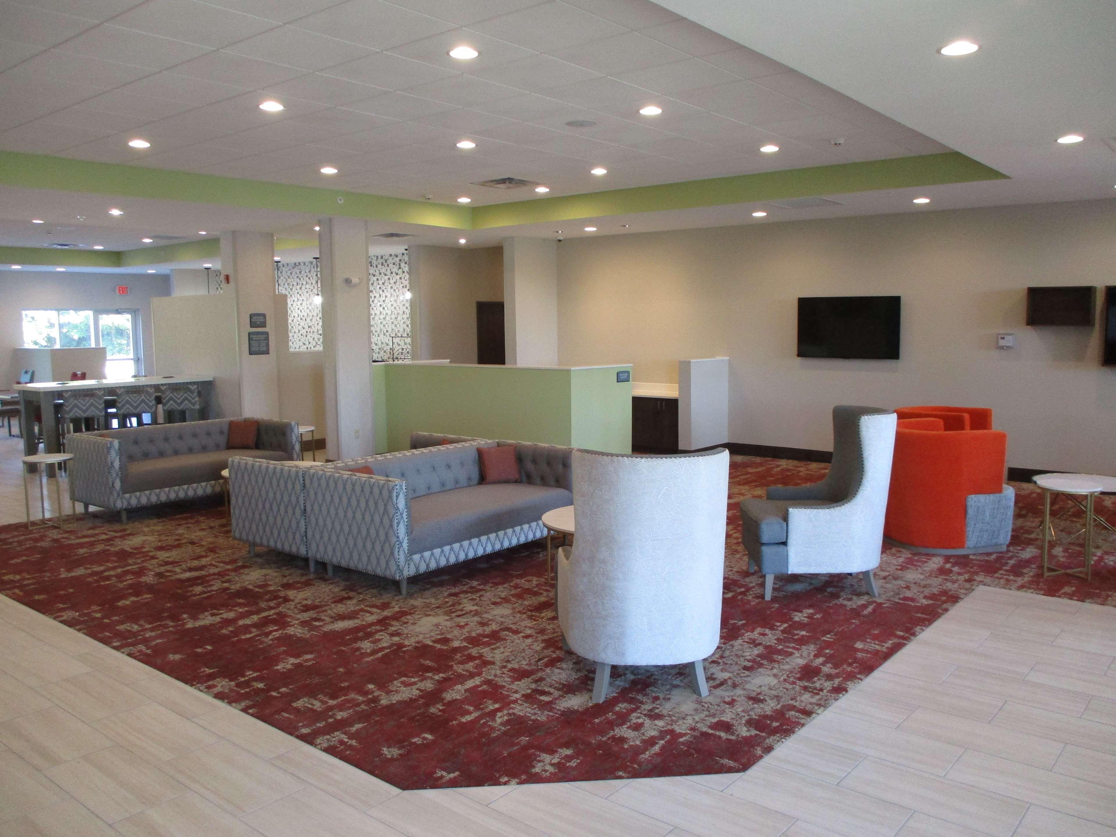 La Quinta Inn & Suites By Wyndham Jackson-Cape Girardeau Exterior photo